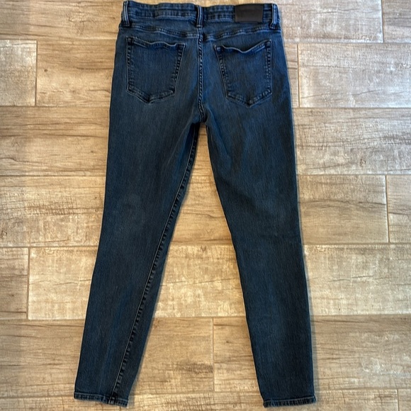 Lucky Brand Dark Blue Women's Skinny Jeans - Picture 4 of 4